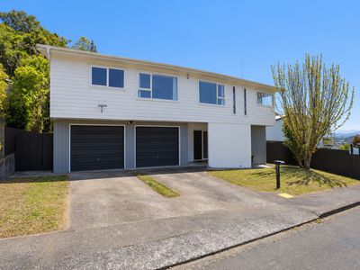 4 Saint Annes Square, Tawa
