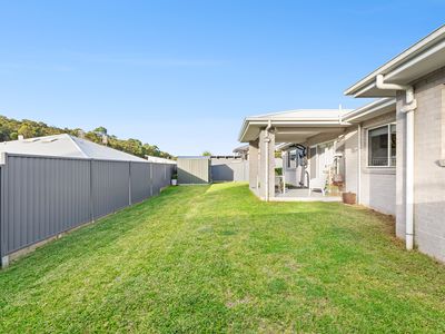 4 MCKENZIES CRESCENT, Malua Bay