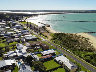 38 Beach Road, Beachport