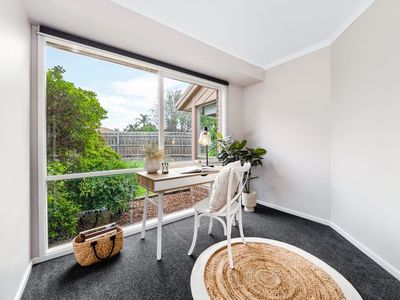 7 Filbert Ct, Cranbourne North