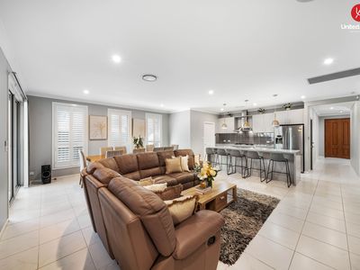 48 Oaklands Circuit, Gregory Hills