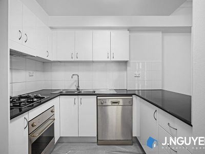 5 / 8-10 Lachlan Street, Liverpool