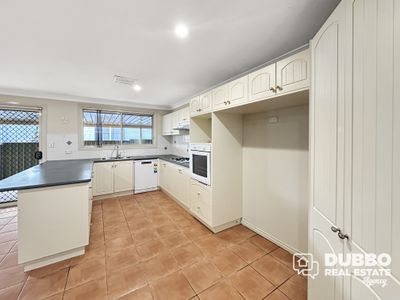 77 Dalton Street, Dubbo