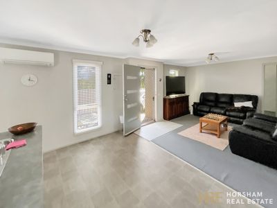 2 / 120 Bennett Road, Horsham