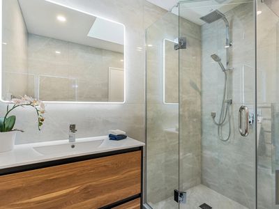 65 Manugakaraka Road, Karaka