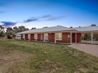12 John Roach Close, Dubbo