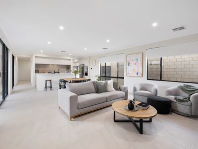48 Halcyon Loop, Southern River