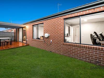 4 Crisp Street, Clyde North