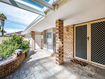 10 Dampier Court, Thornlie