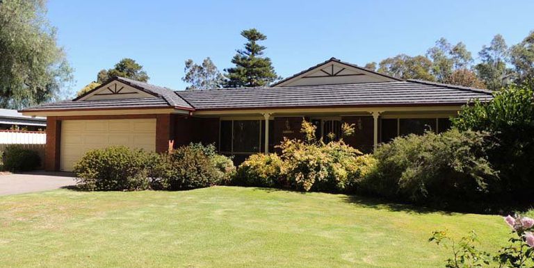 13 Gobur Street, Euroa