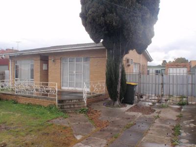 6 McIvor Road, St Albans