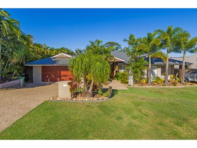 10 Huxley Ct, Pacific Pines