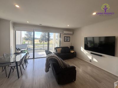 77 Williams Landing Boulevard, Williams Landing