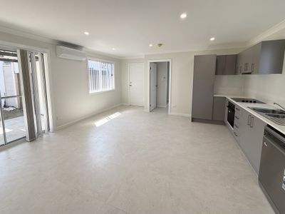 5a Monaro Place, Heckenberg