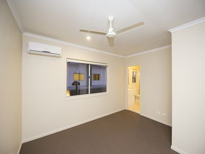 29 / 1 Collins Lane, Kin Kora
