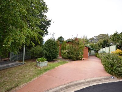 2 Omeo Court , Tawonga South
