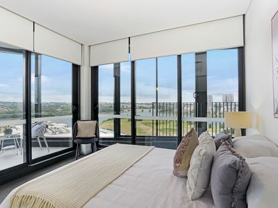 1401 / 10 Burroway Road, Wentworth Point