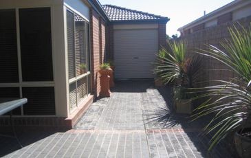 6 Sunhill Court, Beaconsfield