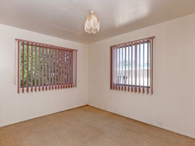 8 James Street, East Ipswich