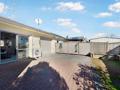8 Lockington Avenue, Henderson