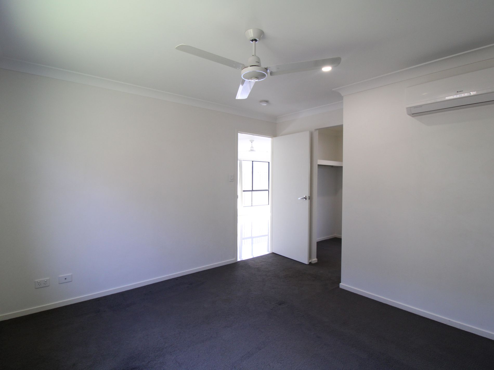 11 Rise Crescent, Pimpama