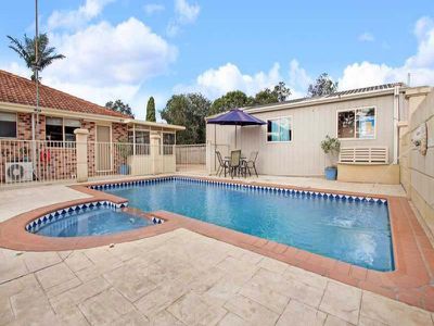 7 Ball Place, Albion Park Rail