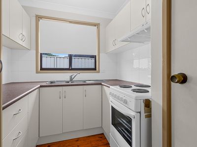 2 / 23 Barton Street, Oak Flats