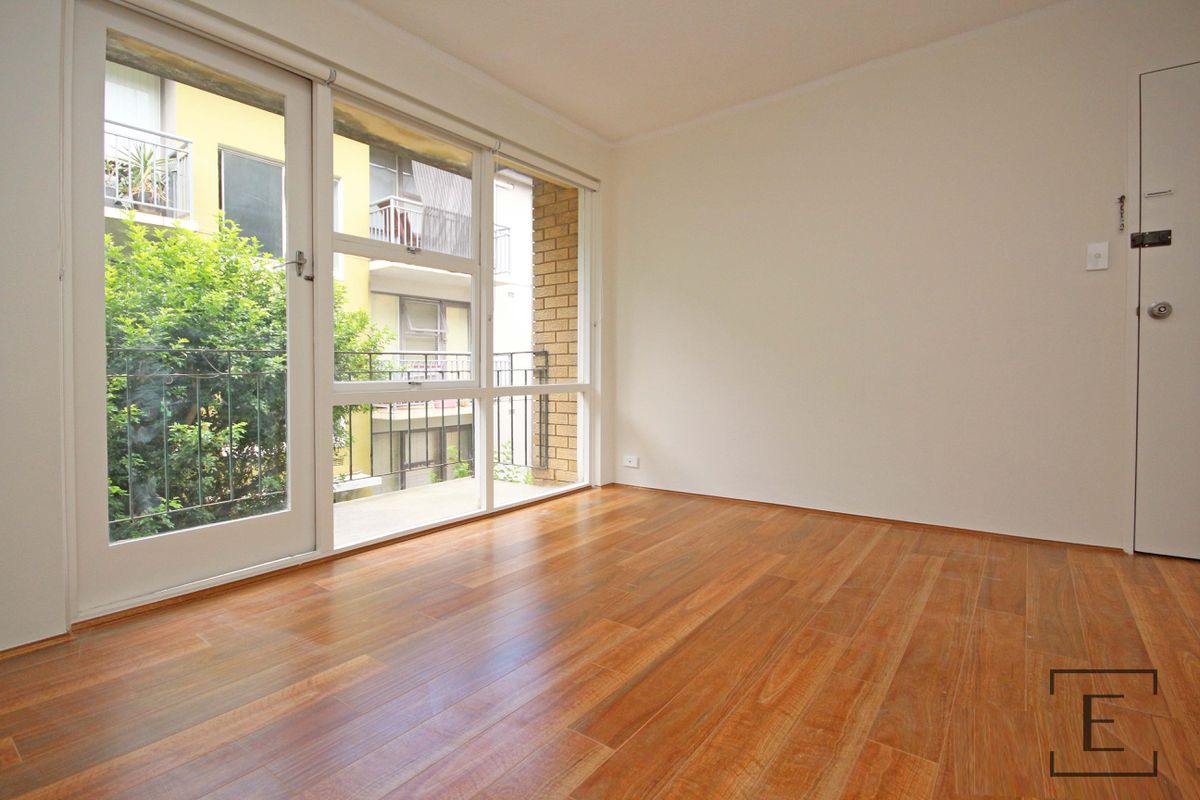 4 / 3 Morrison Road, Gladesville