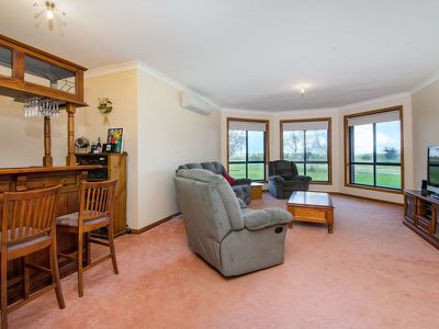 160 Plunkett Tce, Millicent