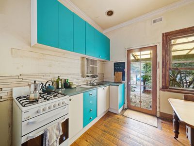 110 Bassett Lane, Hilldene