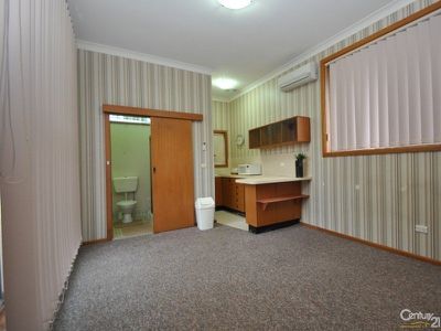 82 Taylor Street, Dubbo