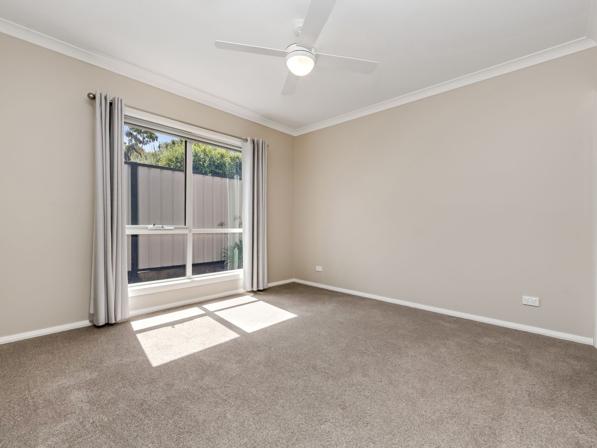 2 / 21 Scullys Lane, Heathcote