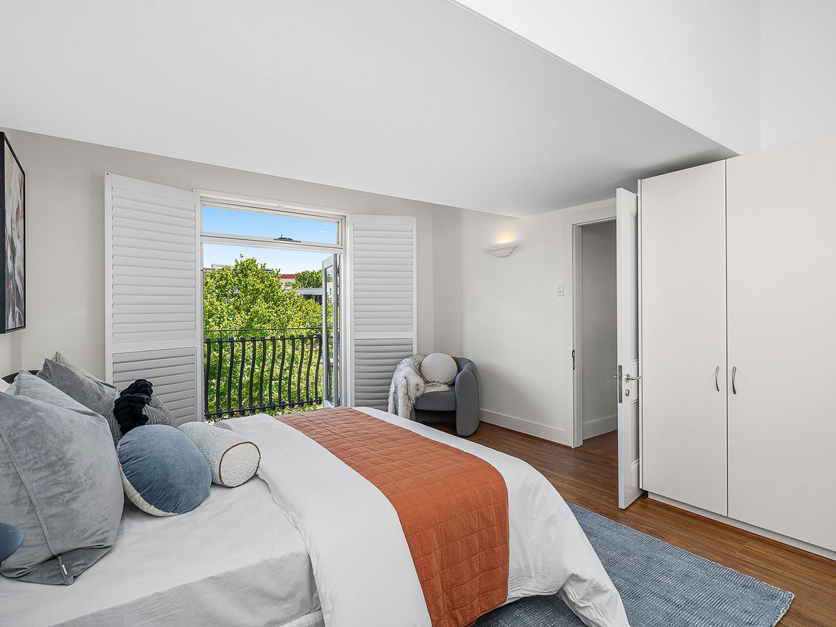 56 Henry Lawson Walk, East Perth