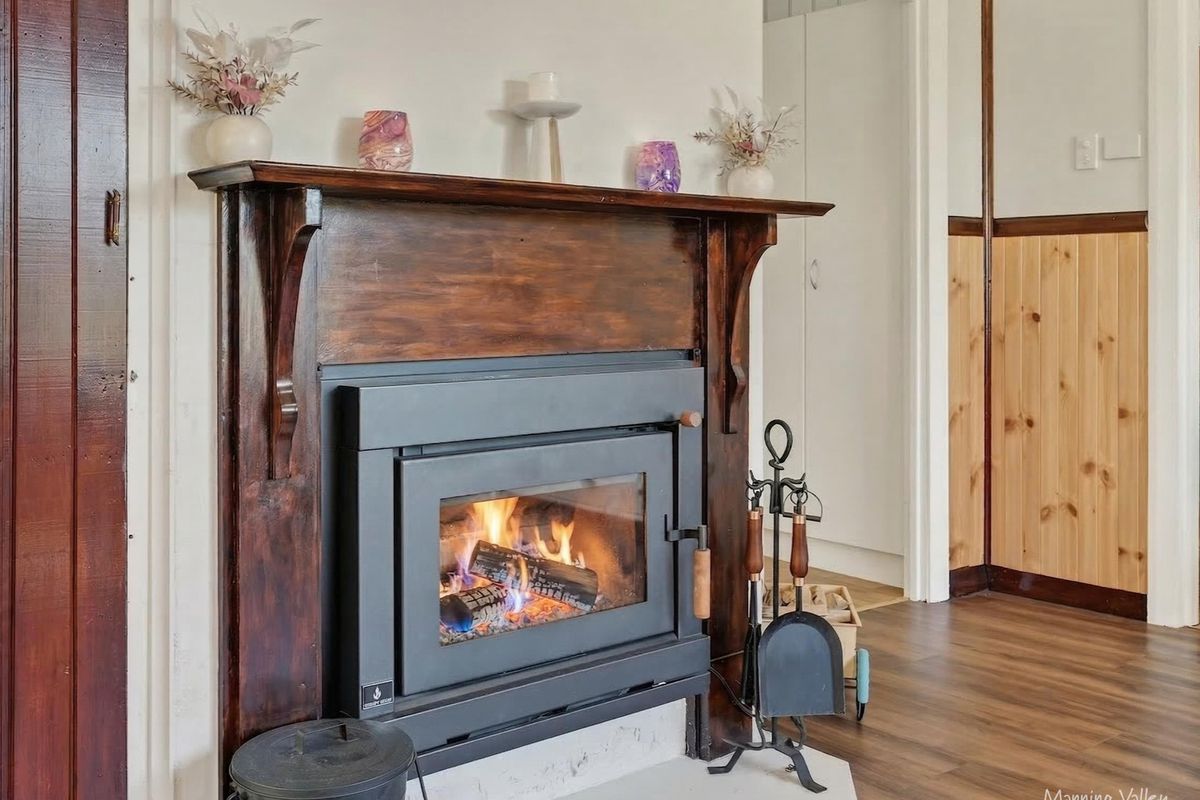 16 Flett Street, Wingham