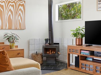 3 Lagoon Road, Carlton