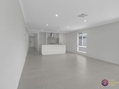 28 Hackney Loop, Byford