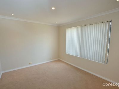 9 Friendly Way, Marangaroo