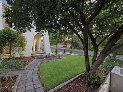 12 Suffolk Road, Dandenong North