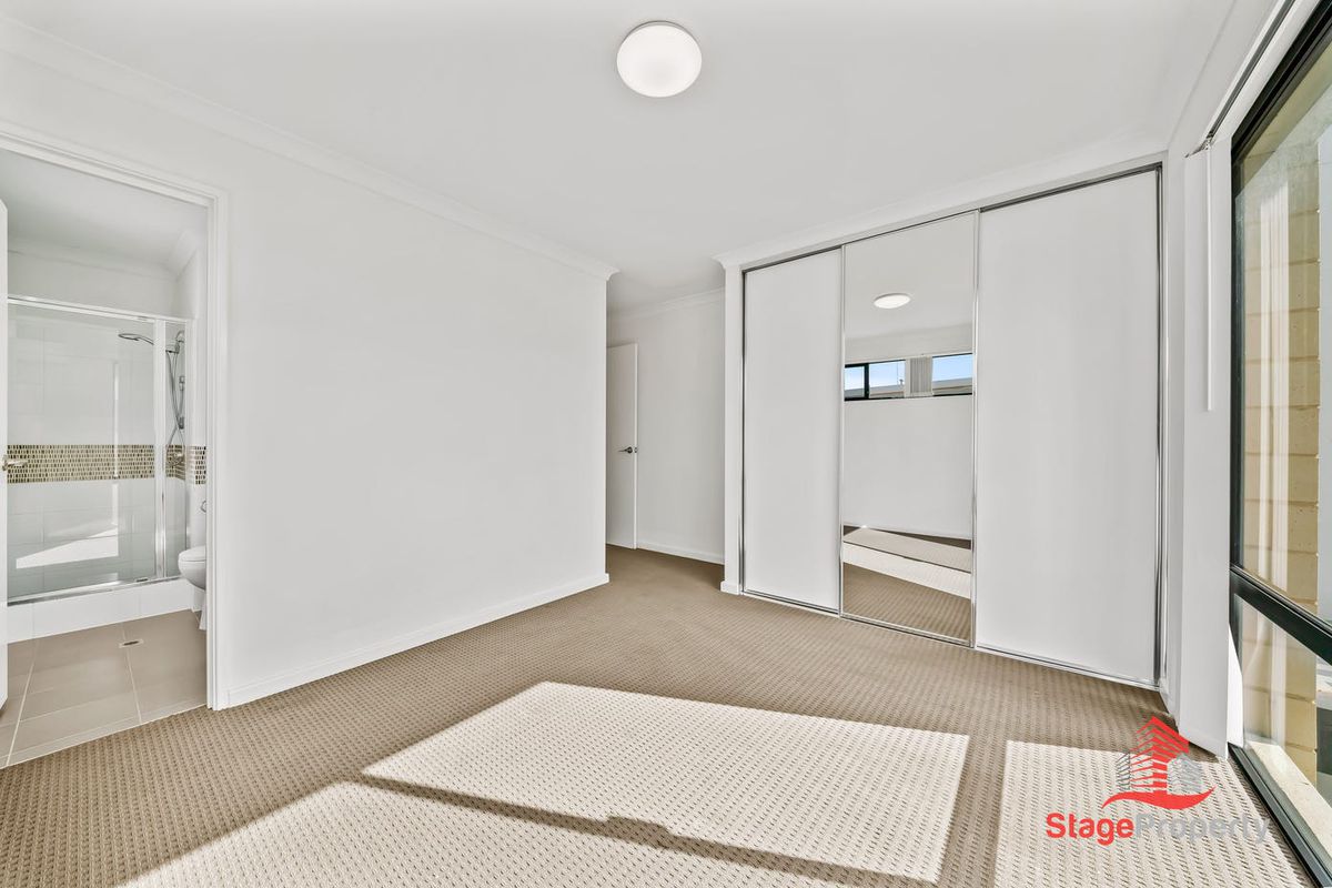 18 / 22 Rinaldo Crescent, Coolbellup