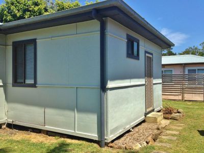 2 / 4 Commonwealth Avenue, Burrill Lake