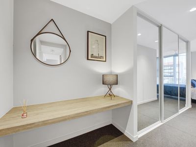 232 / 33 Quay Boulevard, Werribee South