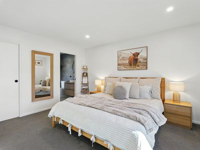 39 Lachlan Court, Brighton