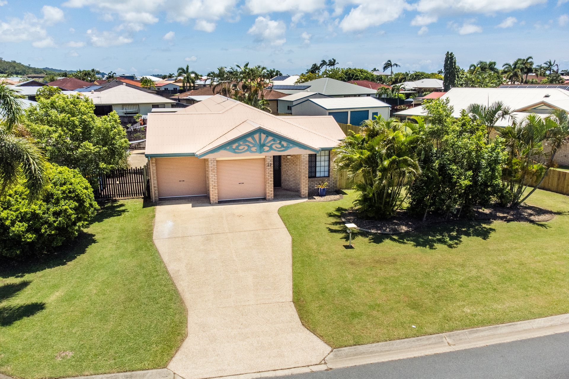 32 Vassallo Drive, Glenella