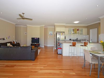 12 OAKES DRIVE, Burrum Heads