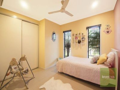 39 Waterlily Circuit, Douglas