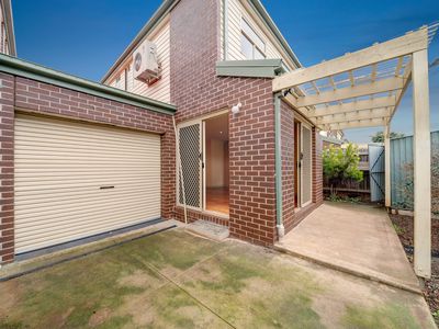 10/41-45 Gretel Grove, Melton