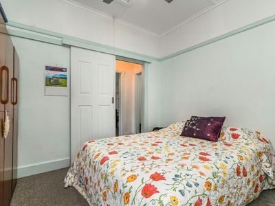 62 Oak Street, Seymour