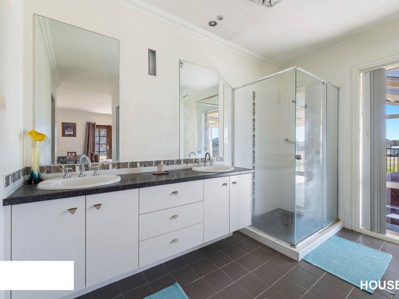 48 Bellfield Avenue, Rossmore