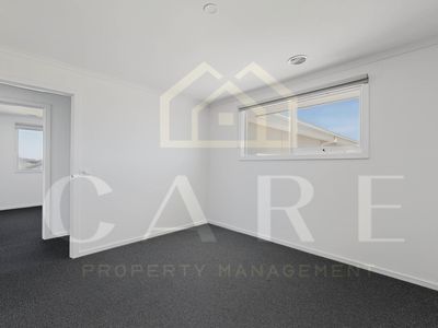 16 Montagna Drive, Clyde