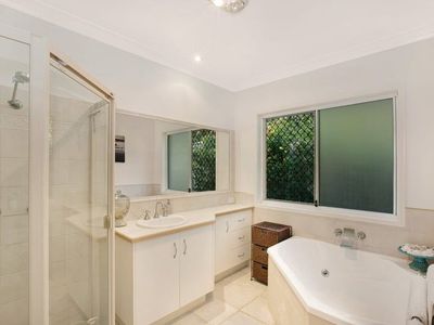 28 Talara Court, Tewantin